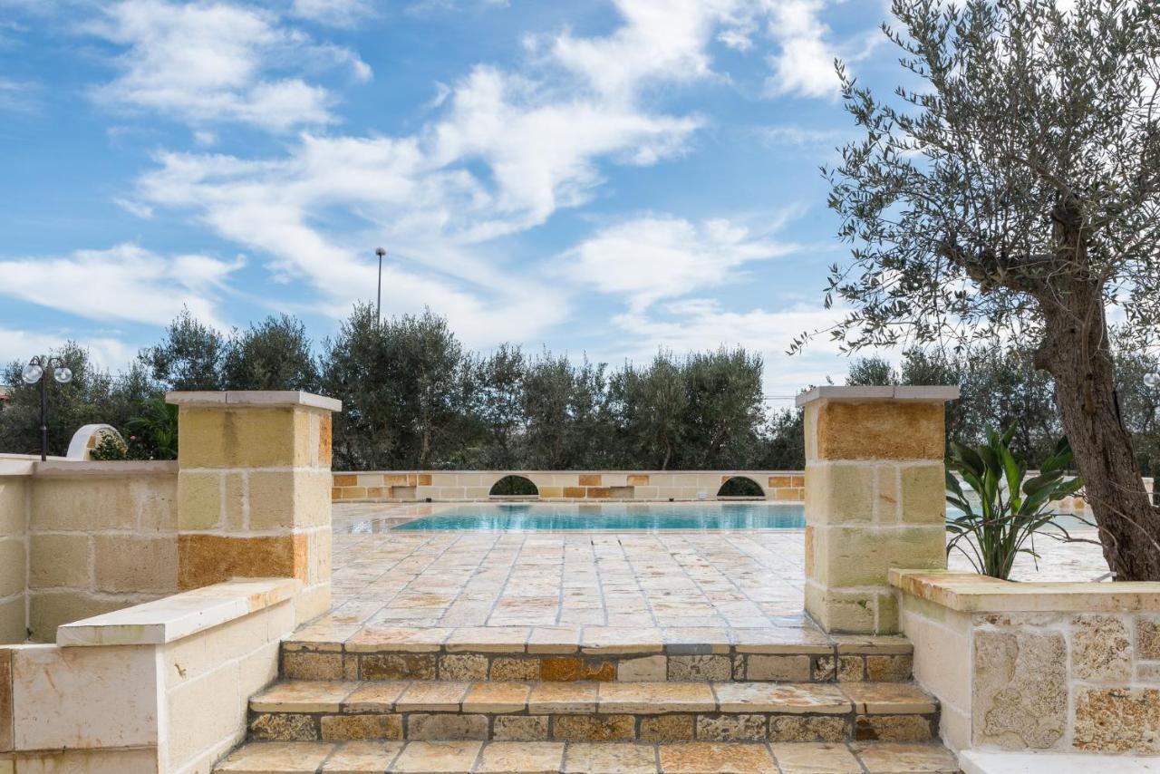 Appartamento Gardenia In Villa Mariella オストゥーニ エクステリア 写真