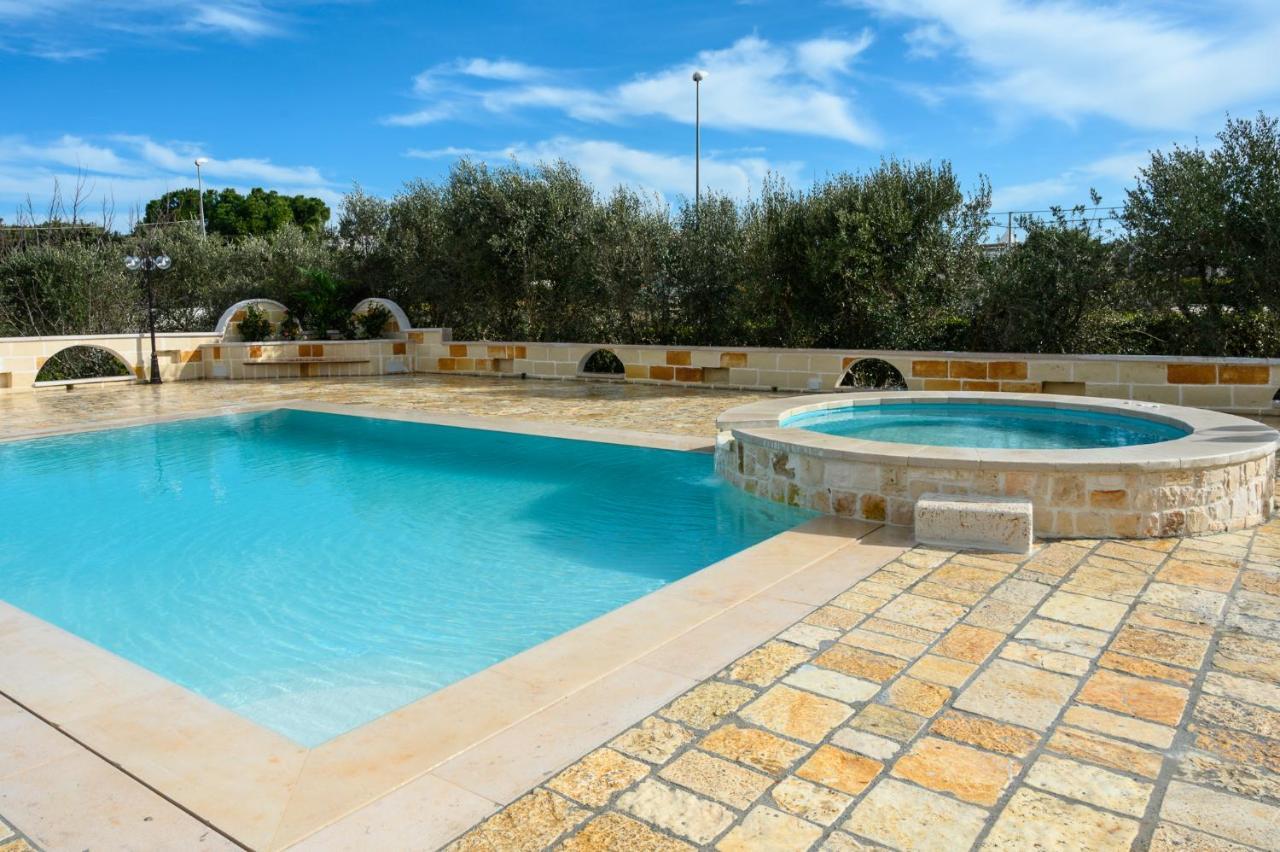 Appartamento Gardenia In Villa Mariella オストゥーニ エクステリア 写真