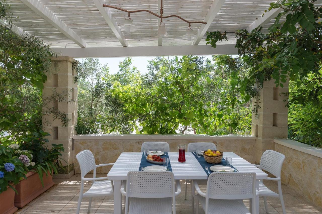 Appartamento Gardenia In Villa Mariella オストゥーニ エクステリア 写真