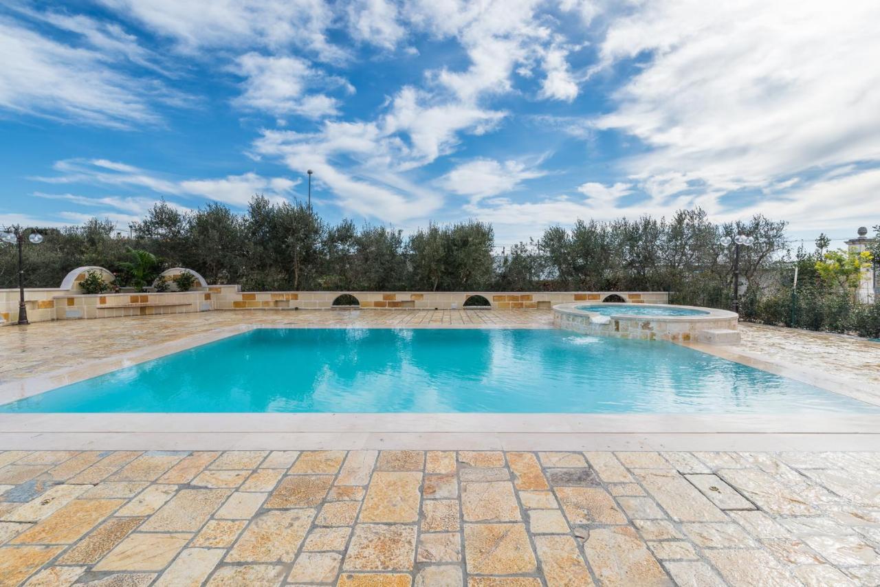 Appartamento Gardenia In Villa Mariella オストゥーニ エクステリア 写真