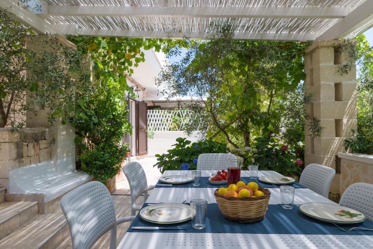 Appartamento Gardenia In Villa Mariella オストゥーニ エクステリア 写真