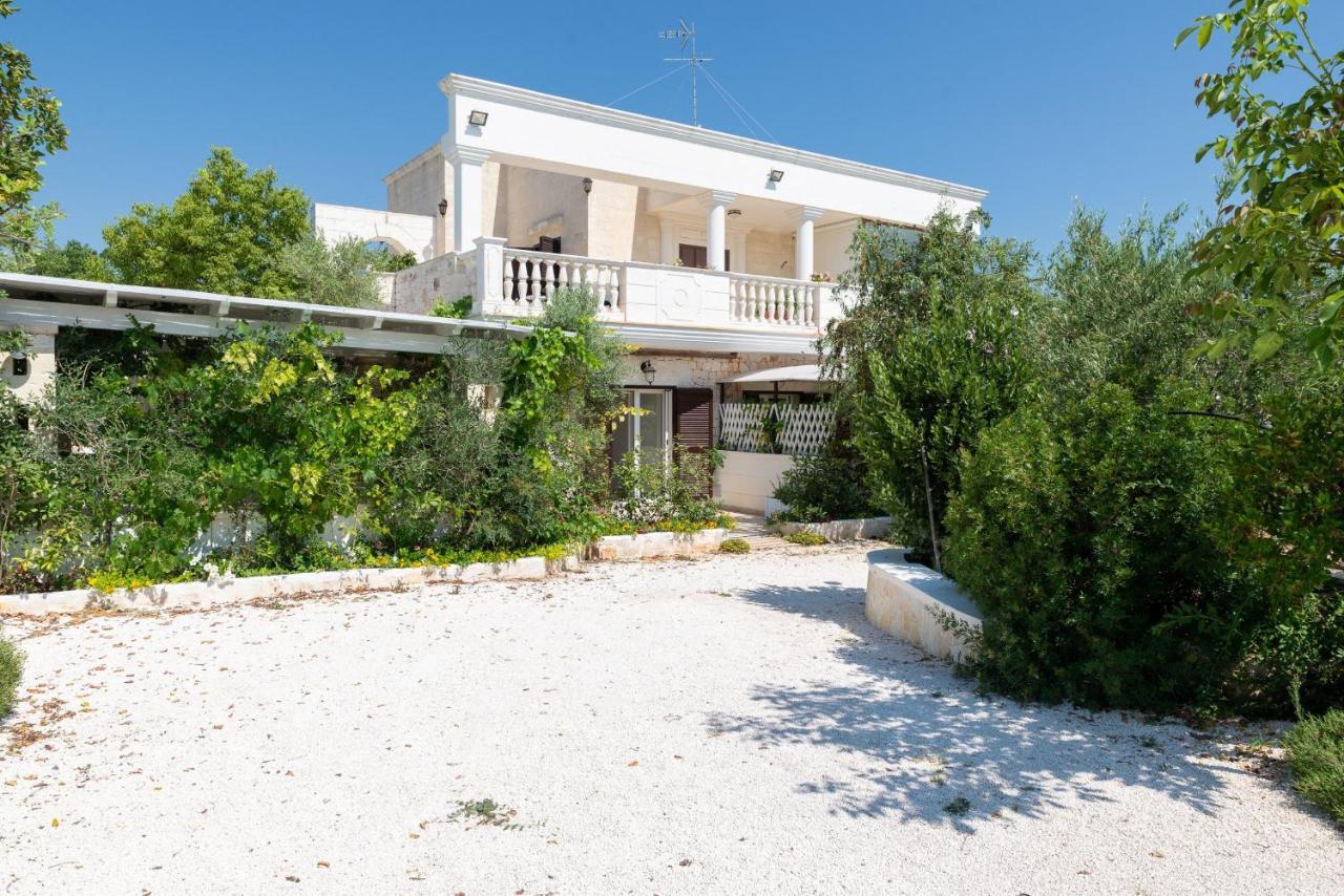 Appartamento Gardenia In Villa Mariella オストゥーニ エクステリア 写真