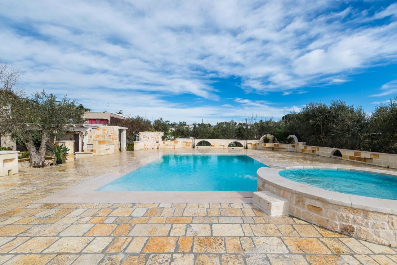 Appartamento Gardenia In Villa Mariella オストゥーニ エクステリア 写真