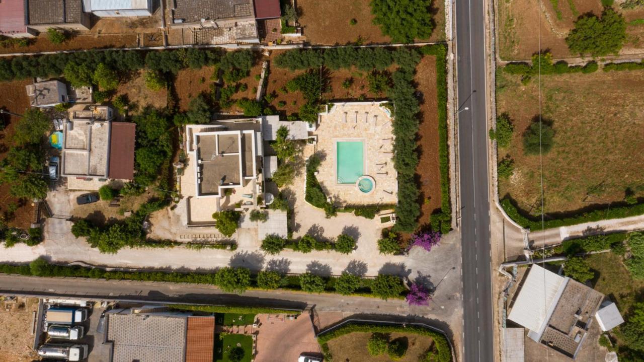 Appartamento Gardenia In Villa Mariella オストゥーニ エクステリア 写真