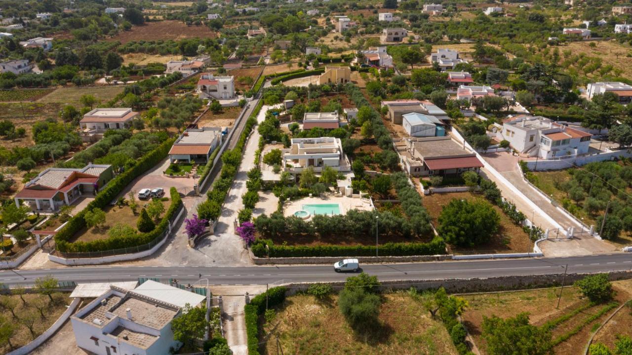 Appartamento Gardenia In Villa Mariella オストゥーニ エクステリア 写真