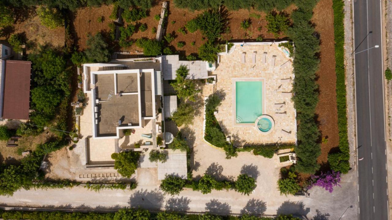 Appartamento Gardenia In Villa Mariella オストゥーニ エクステリア 写真